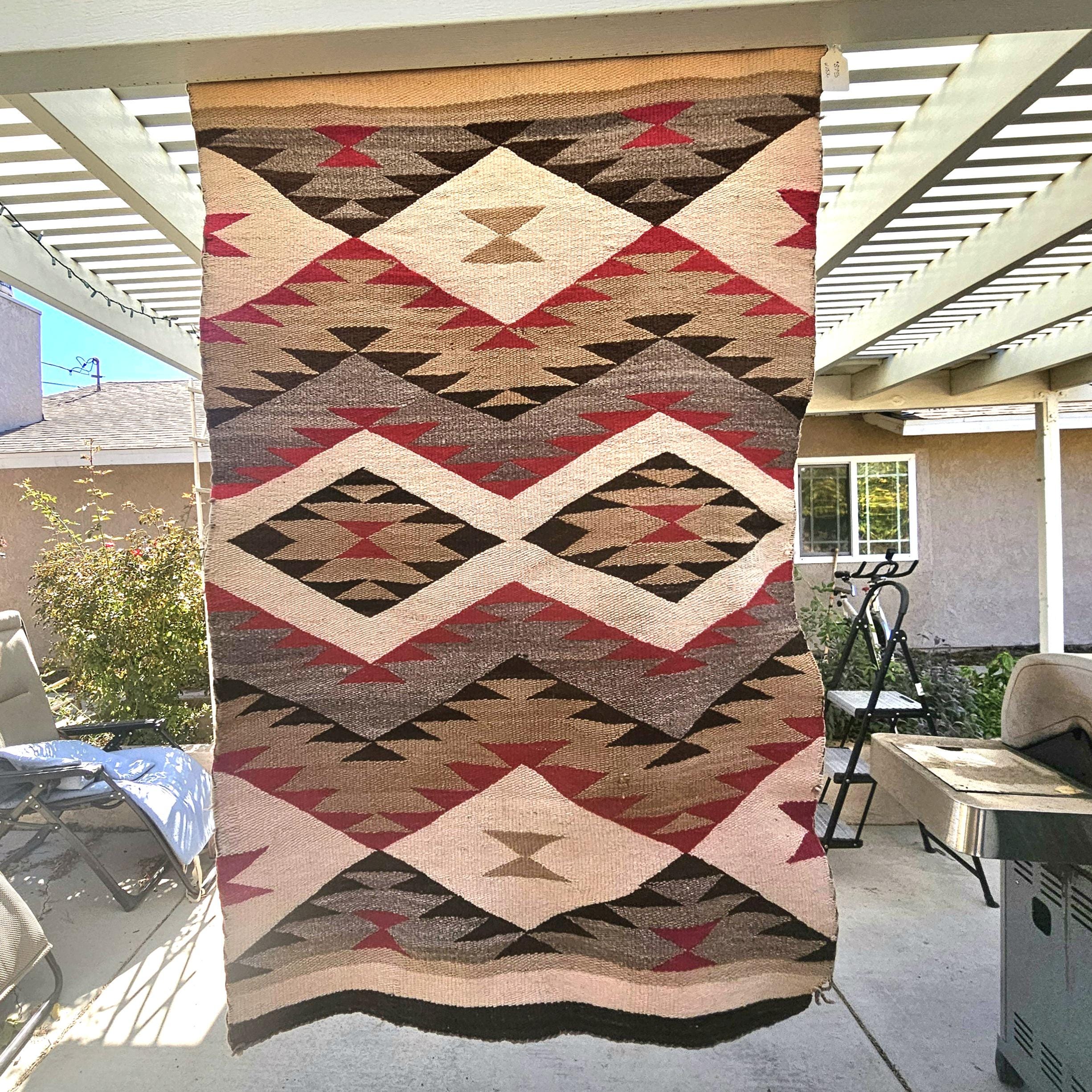 Authentic Vintage Dazzler 30 x 49" Navajo Rug C1950s W 152