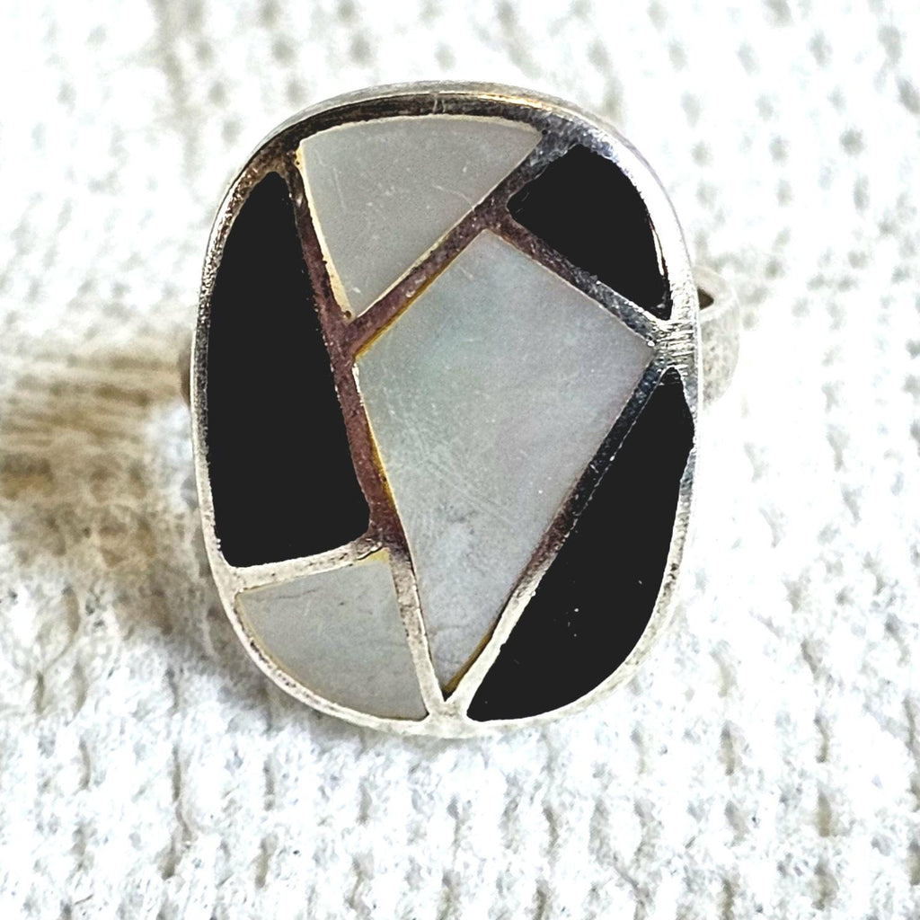 Black and White Zuni Inlay Vintage Native Ring Size 8 Old Pawn JR 219
