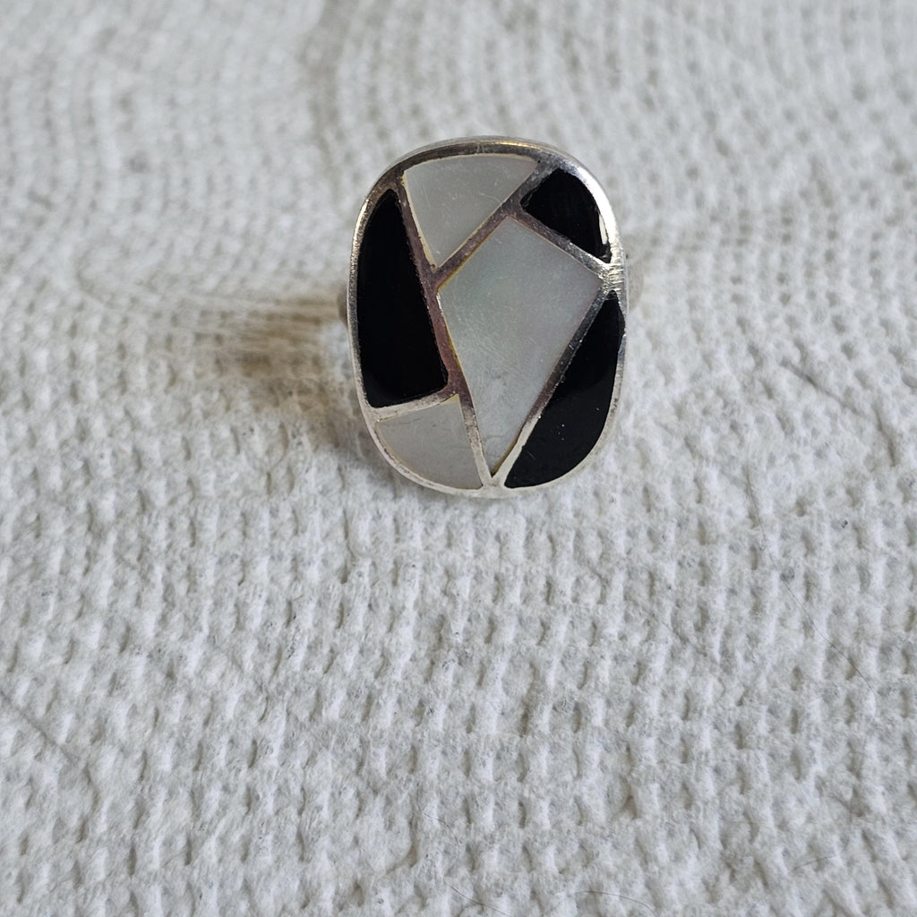 Black and White Zuni Inlay Vintage Native Ring Size 8 Old Pawn JR 219
