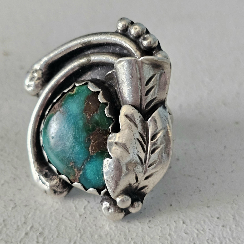 Just Incredible Blue Turquoise Stone on this Interesting Vintage Native Ring Old Pawn Size 8 1/2 JR 285