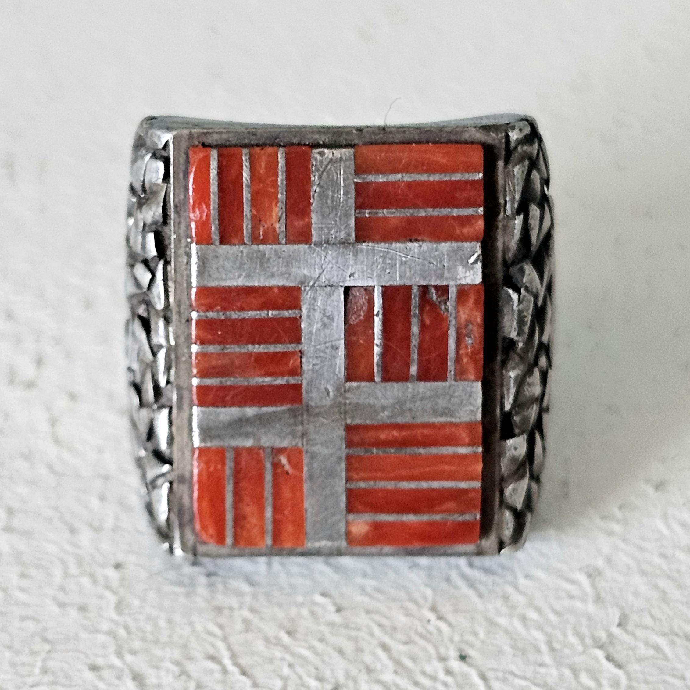 Vintage Zuni Coral Inlay Sterling Silver Ring, Size 9. JR 293