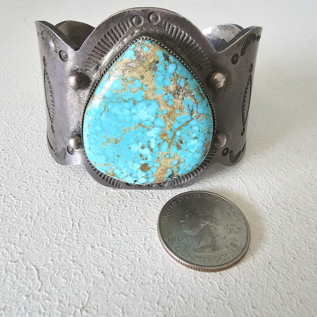 Excellent Big Turquoise Cuff Vintage Native  Old Pawn fits 6 3/4" wrist. JB 89