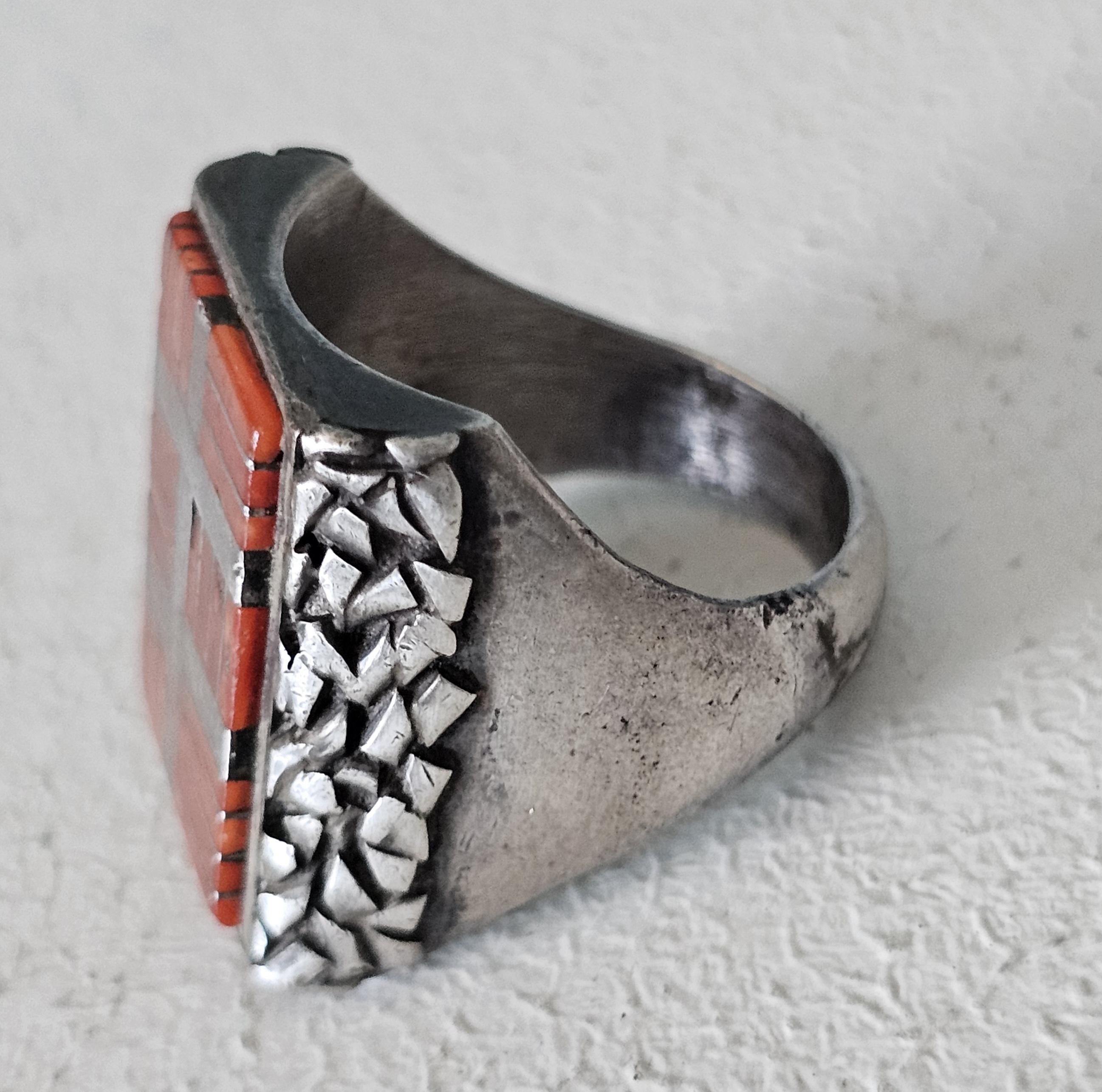 Vintage Zuni Coral Inlay Sterling Silver Ring, Size 9. JR 293