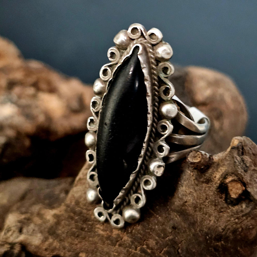 Slender Onyx Vintage Native Ring Old Pawn Size 6 JR 03