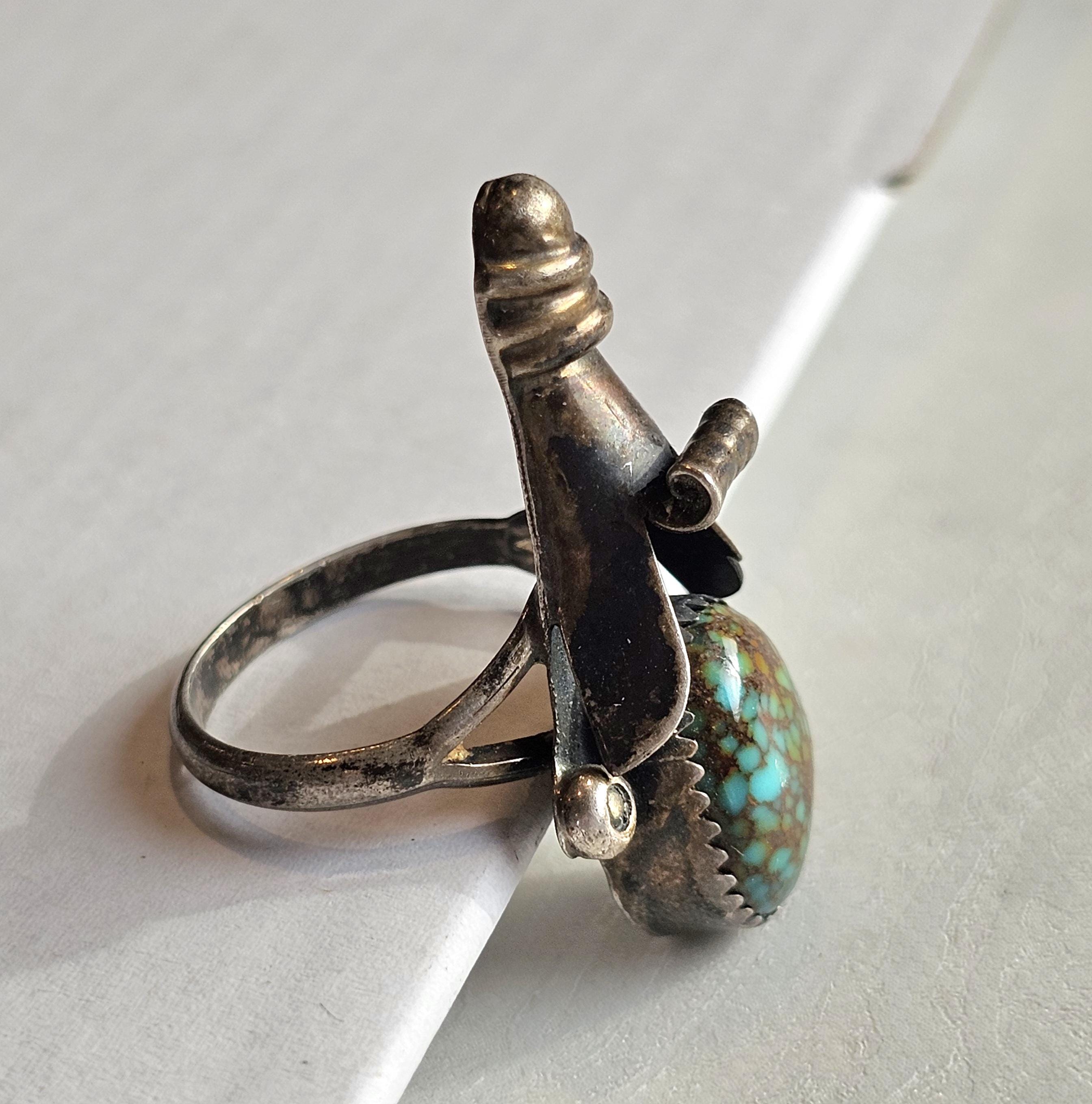 Unique Green Turquoise Vintage Ring Old Pawn Size 7 1/2 JR 400