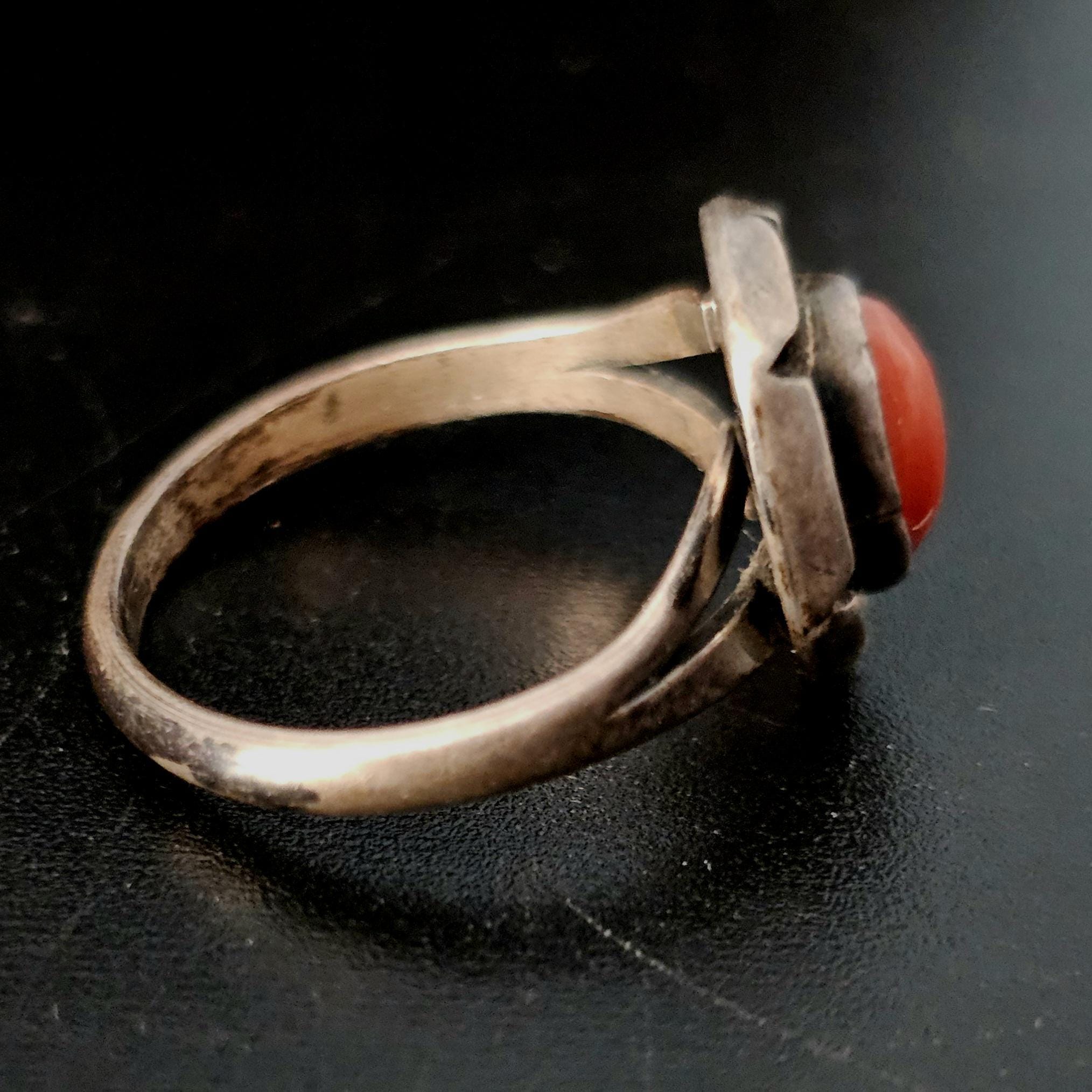 Old Coral Native Ring Old Pawn Size 6 1/2 JR 425
