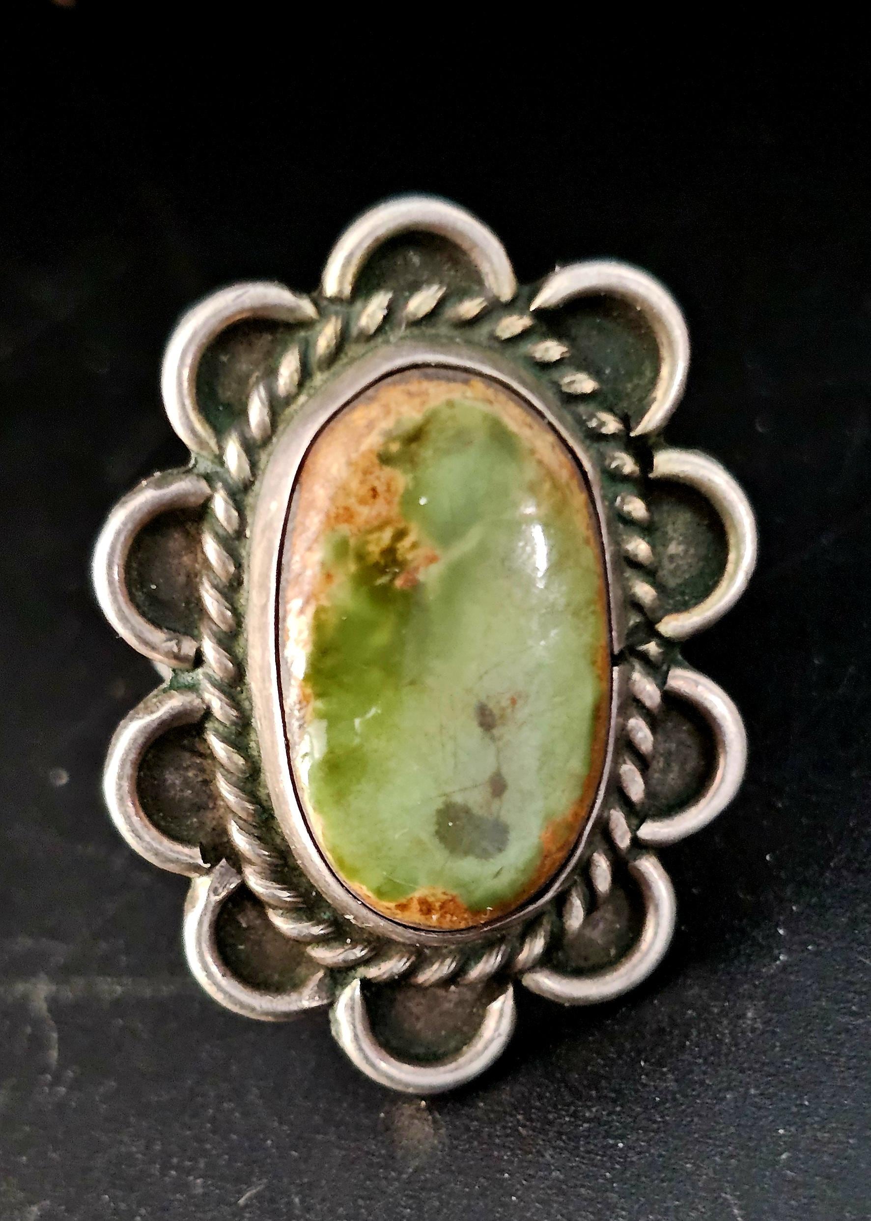 Green Cerillos Turquoise Vintage Ring Old Pawn Size 7 JR 421