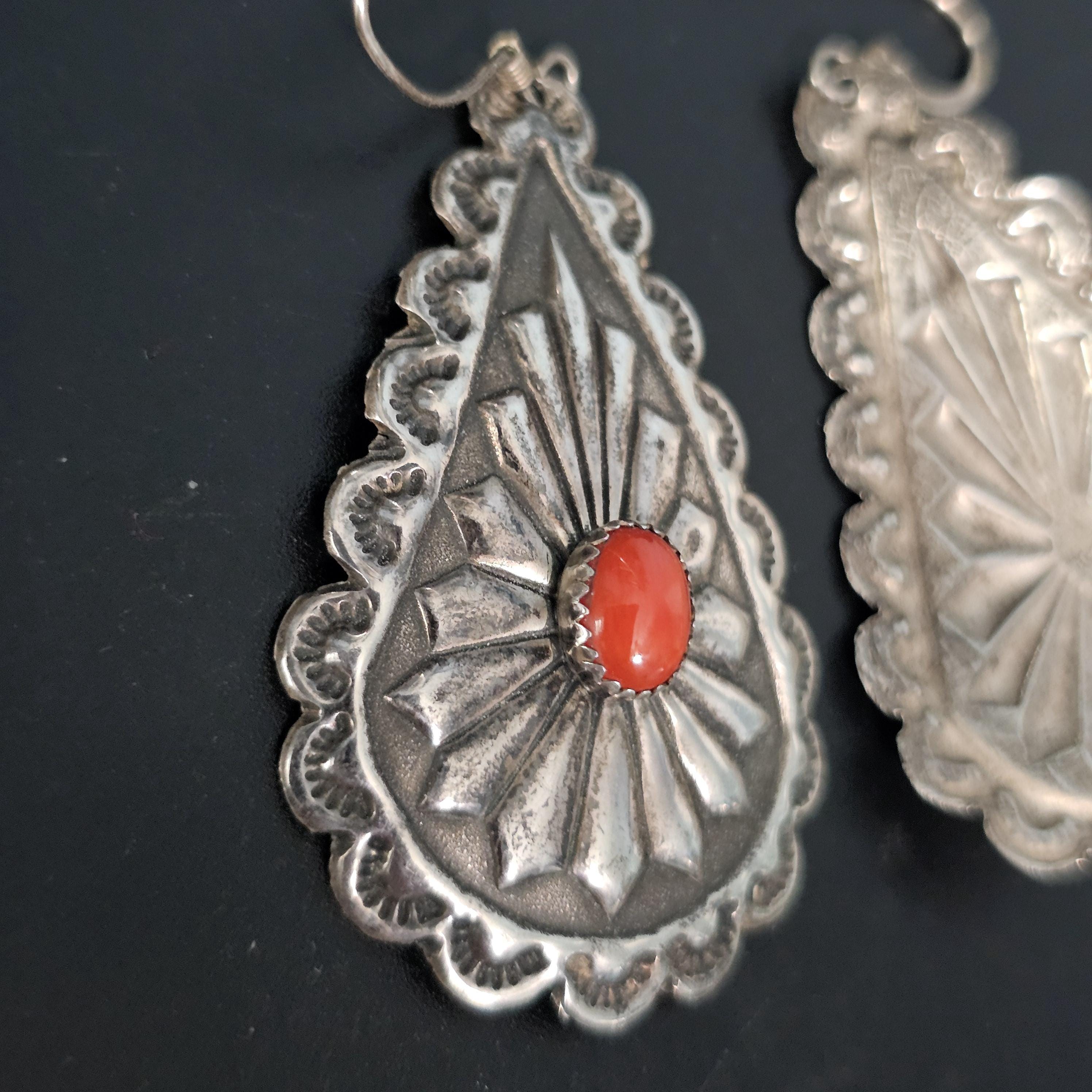Coral Silver Teardrop Vintage Earrings JE 629