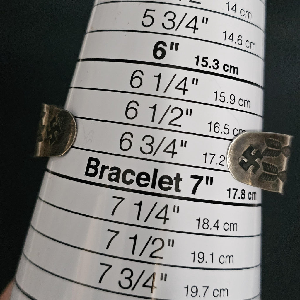 1930s Whirling Log Silver Native Cuff Bracelet Old Pawn. 6 3/4" wrist. JB 223