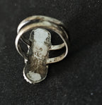 Mother of Pearl Native Ring Old Pawn Size 7. JR 461