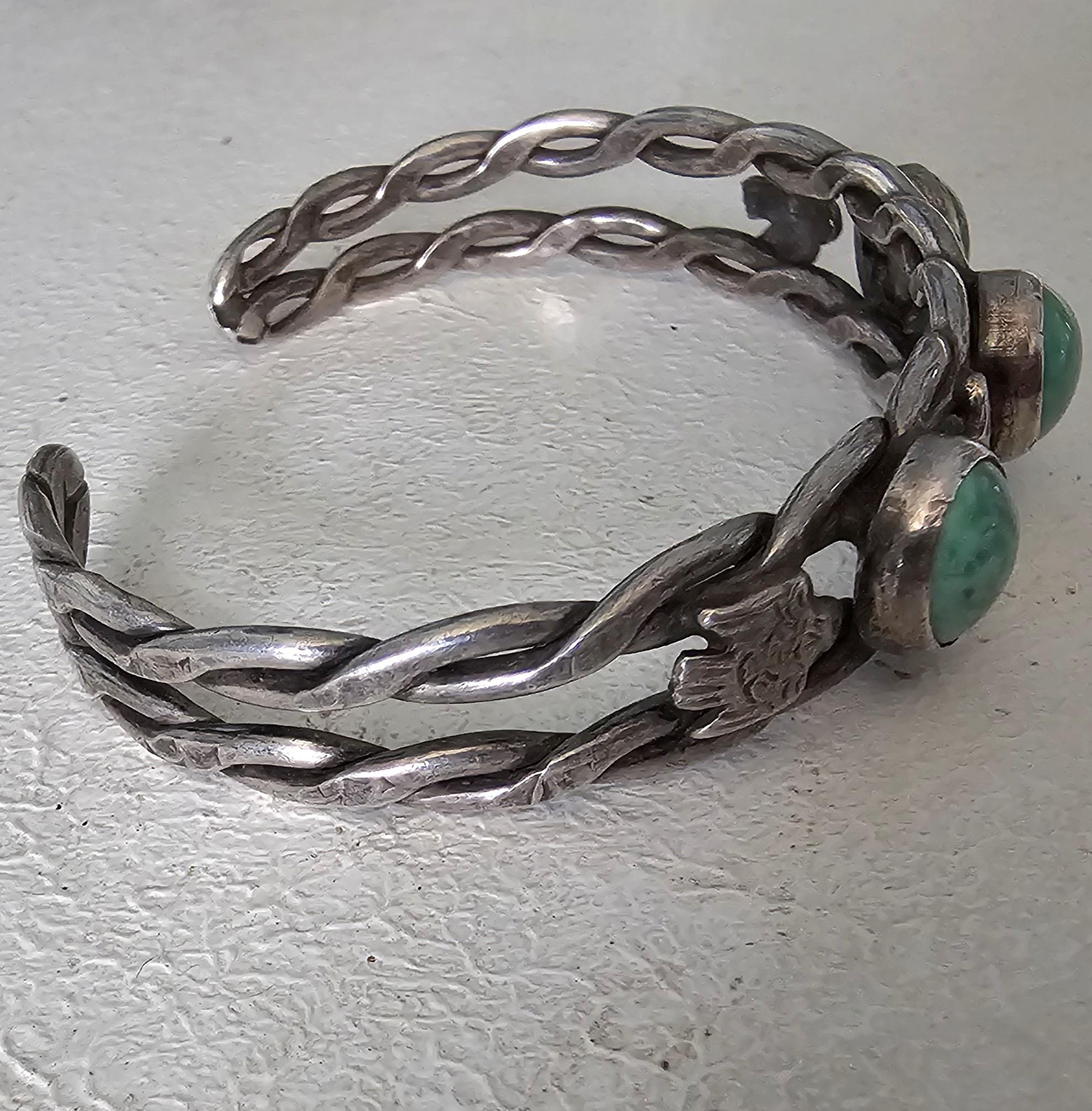 1930s Thunderbird Green Turquoise Sterling Native  Vintage Cuff JB 258  6 3/4" wrist