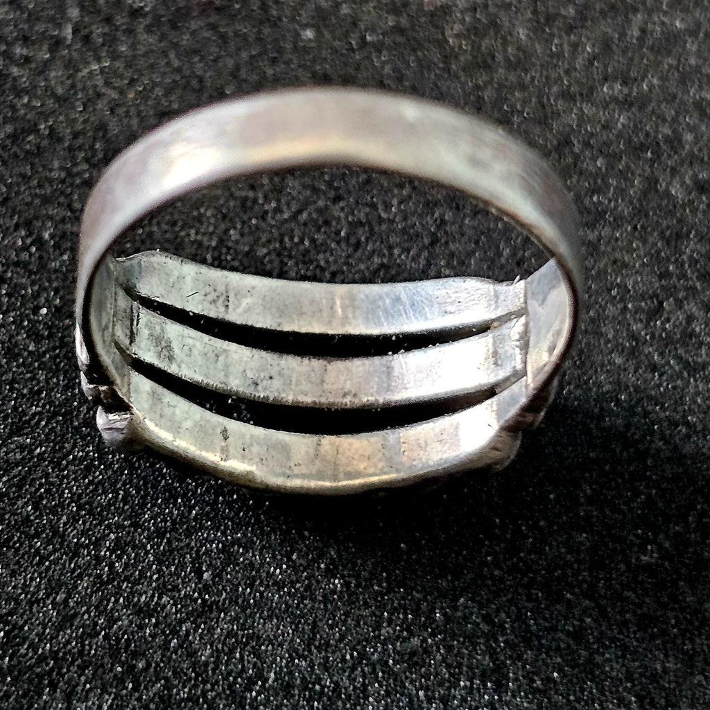 1940s Zuni Triple Band  Snakeye Turquoise Silver Ring Vintage Sterling Size 7 1/2 JR 473
