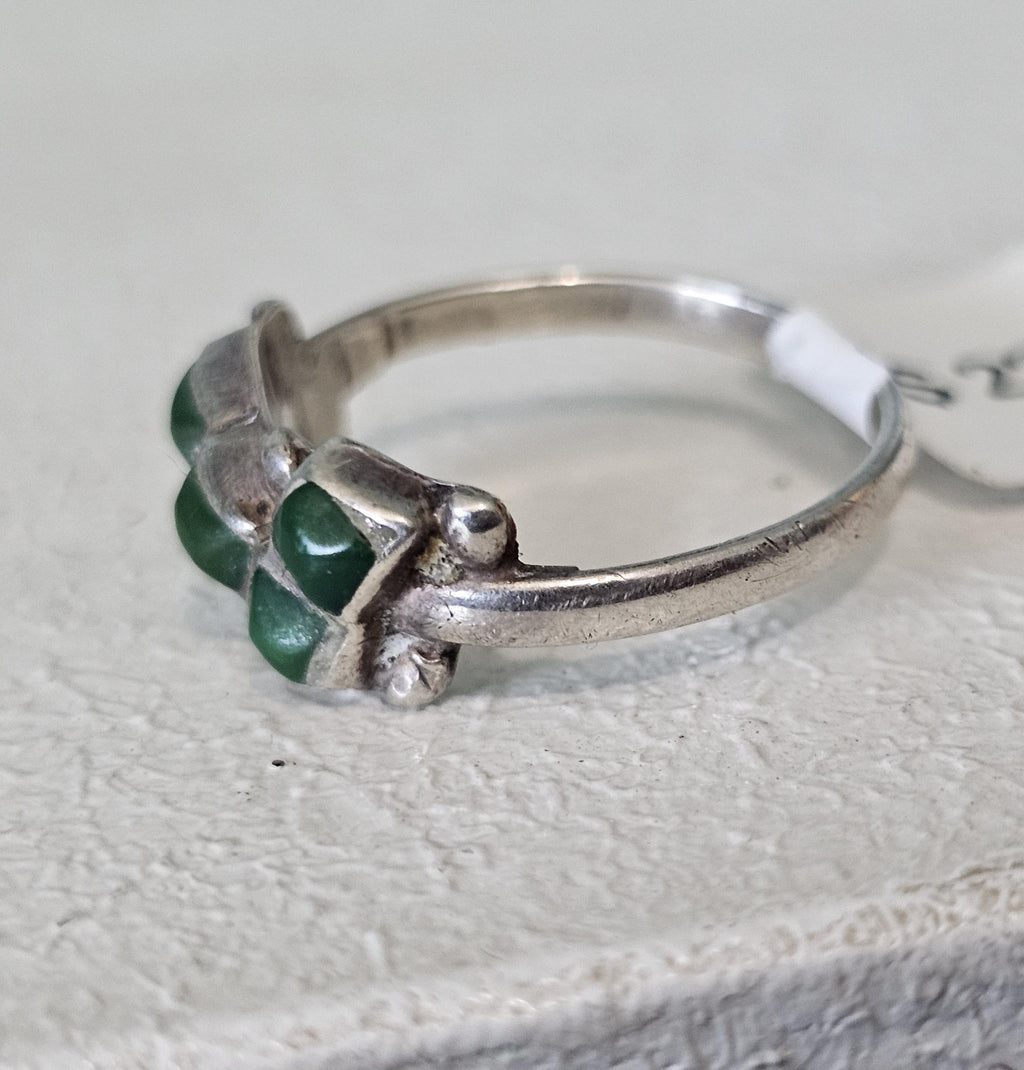1940s Zuni Diamond Shape 5 Ceriilos Turquoise Silver Ring Vintage Sterling Old Pawn Size 8 1/2 JR 635