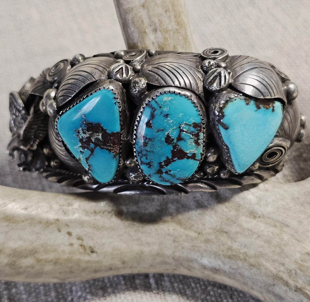 Vintage Large Turquoise & Eagle Cuff Native Sterling Silver 7 1/2" wrist. JB 293