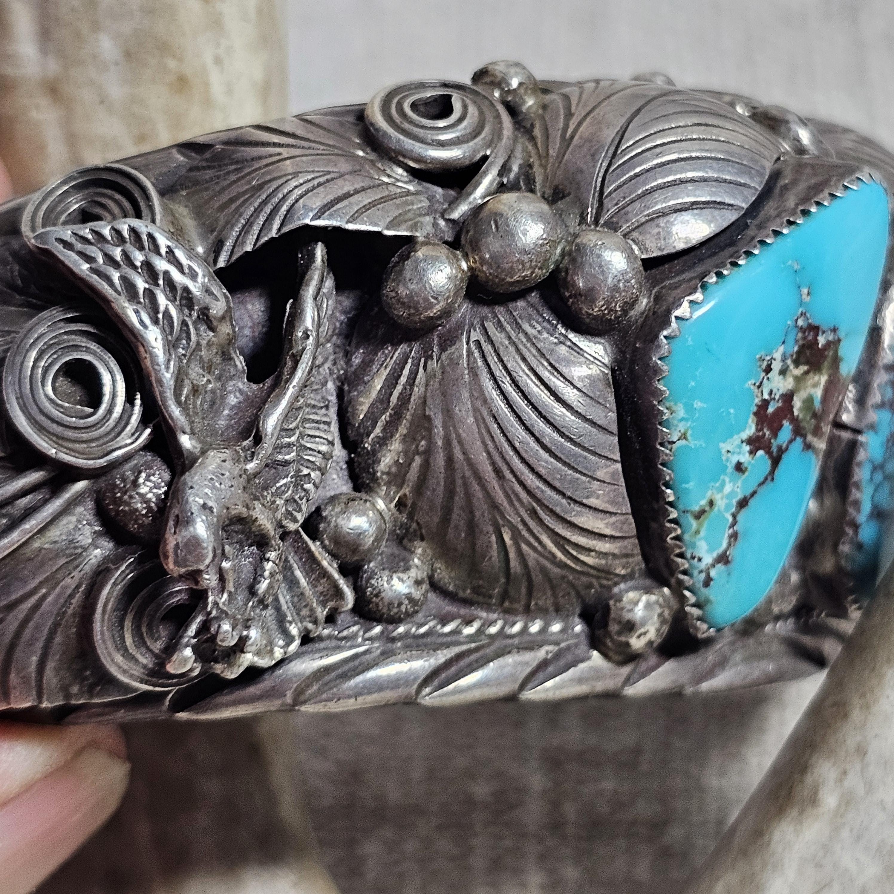 Vintage Large Turquoise & Eagle Cuff Native Sterling Silver 7 1/2" wrist. JB 293