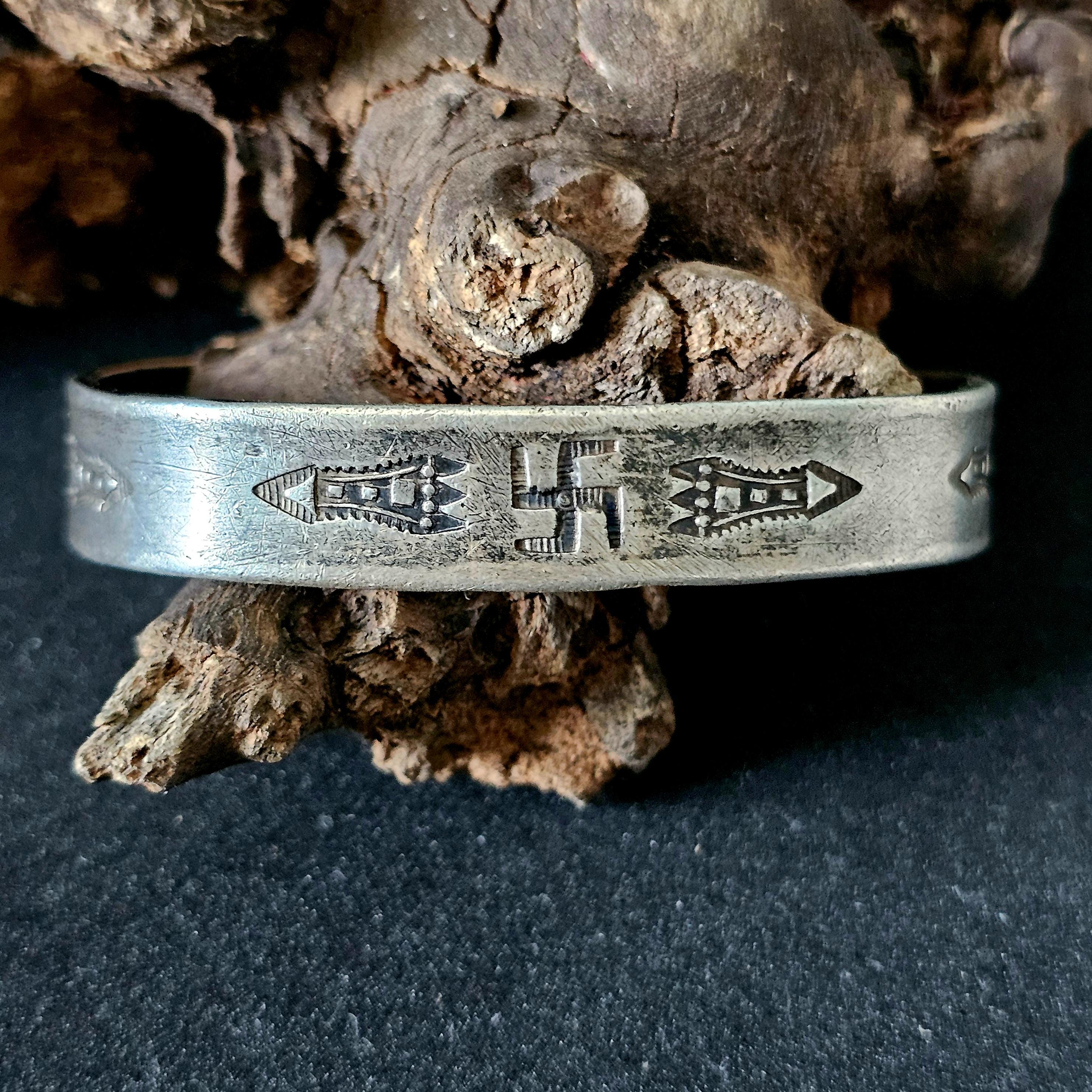 1920s Hand Forged Ingot Whirling Log Sterling Cuff  6 1/2" wrist  JB 296