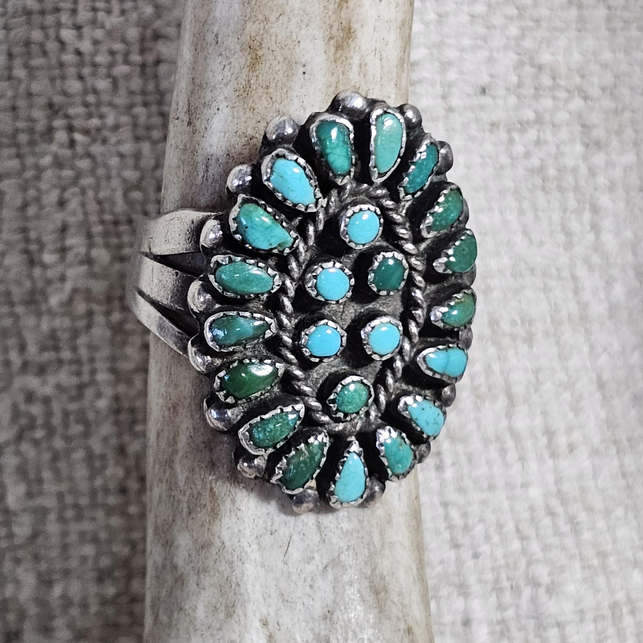 1930s Zuni Great Dark Turquoise Vintage Ring Old Pawn Size 7  JR 657
