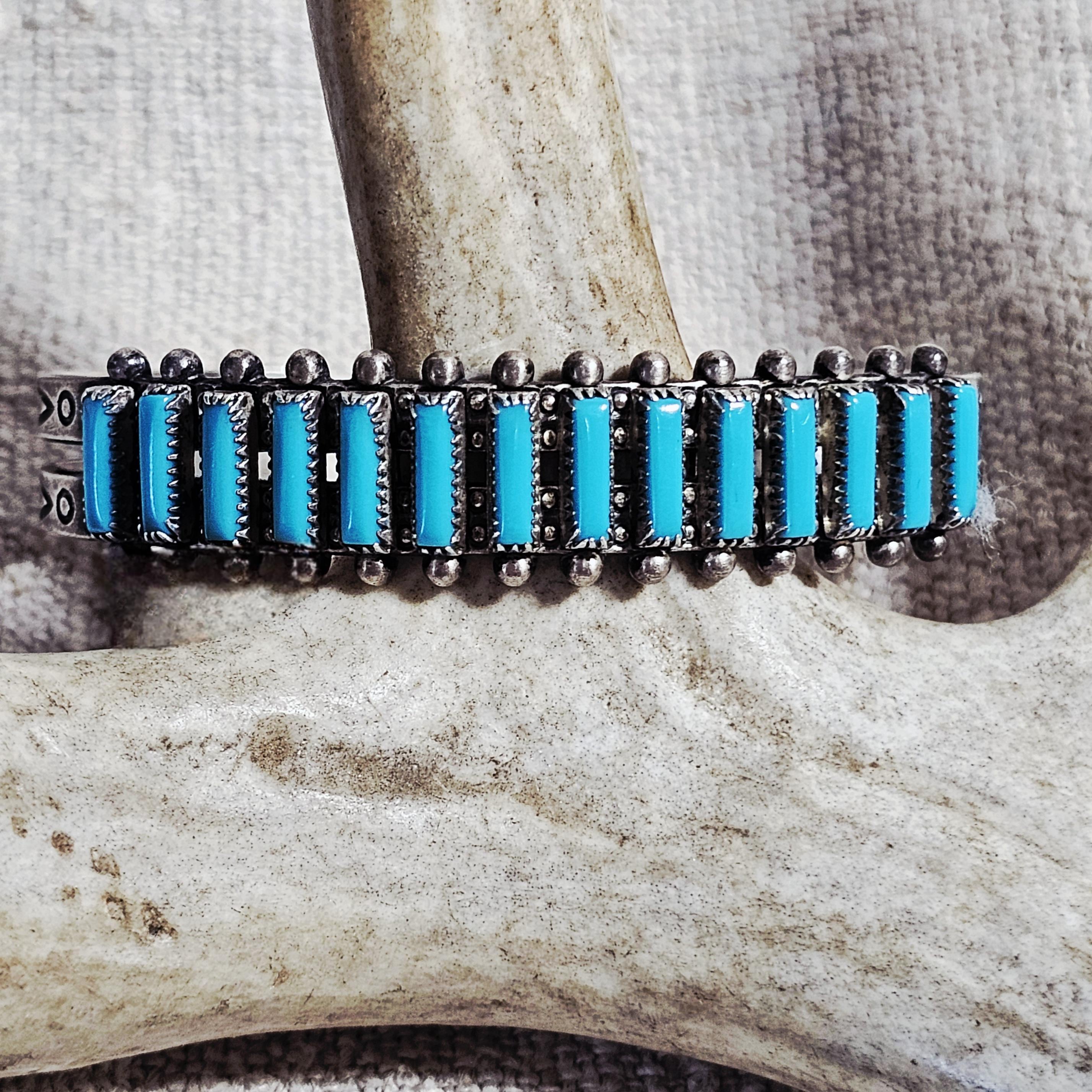 1940s Vintage Zuni Needlepoint Turquoise Stacker Bracelet Old Pawn  6 1/4" wrist. JB 277