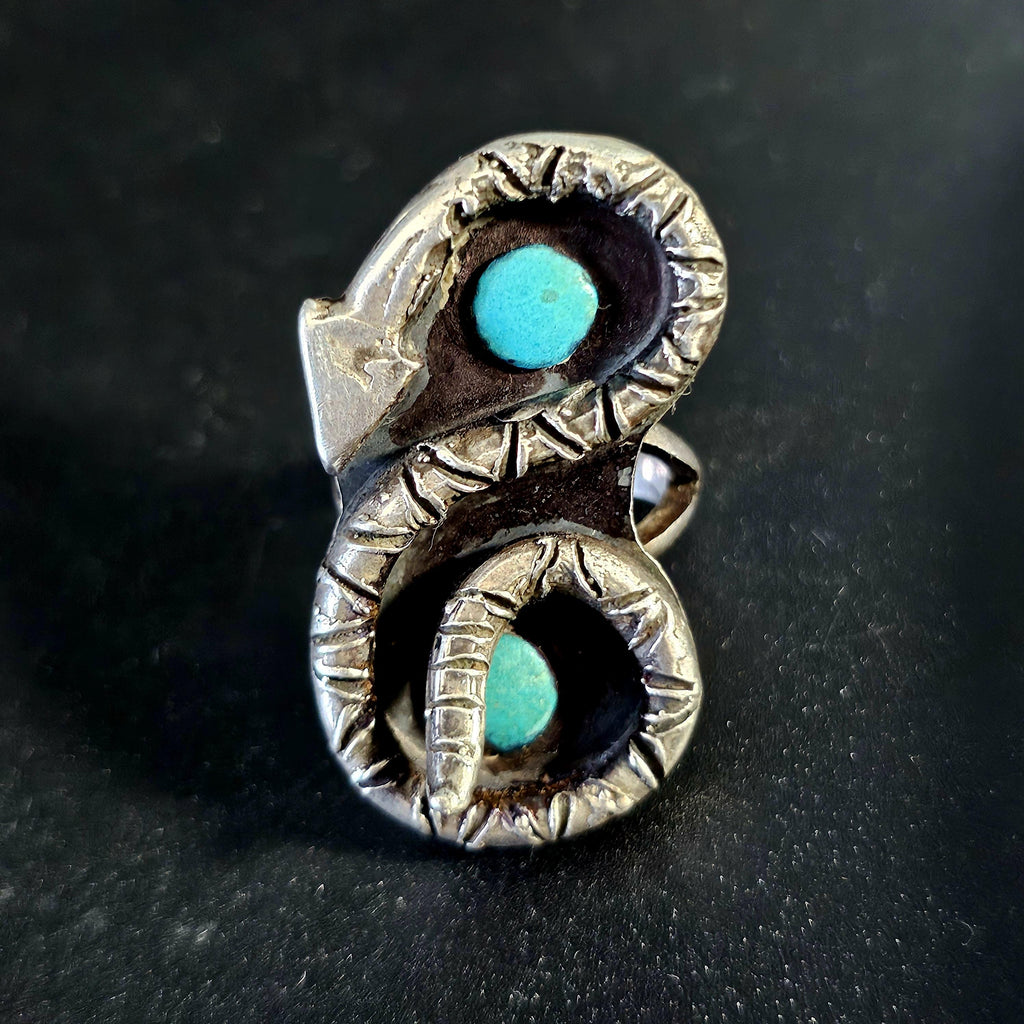 Unusual Snake Ring Vintage Native Blue Turquoise Old Pawn Size 8  JR 684