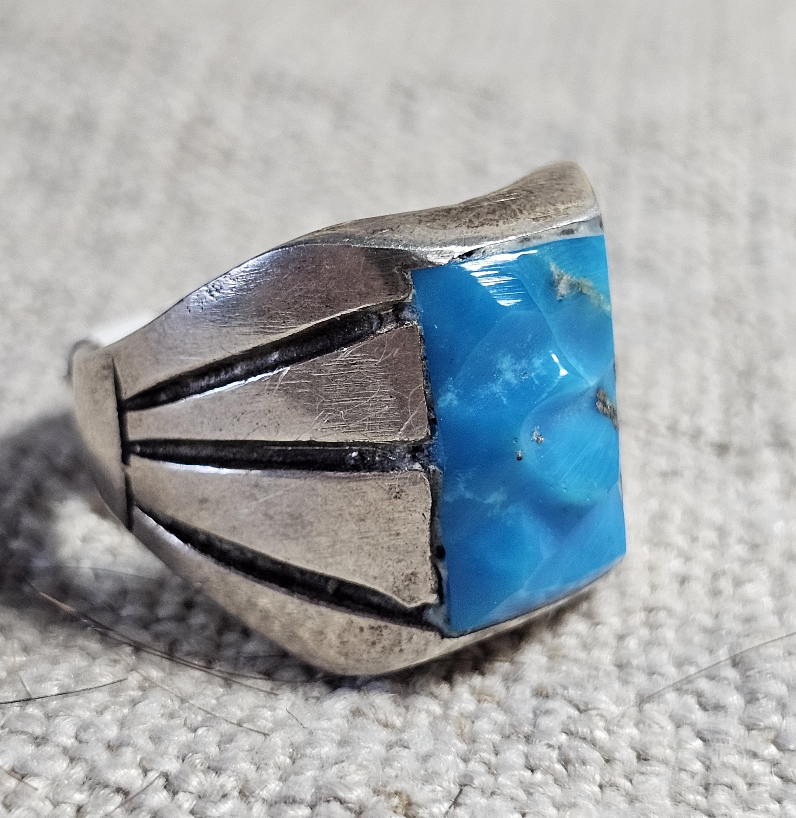 Carved Turquoise Vintage  Ring Sterling Old Pawn Size 11 JR 250
