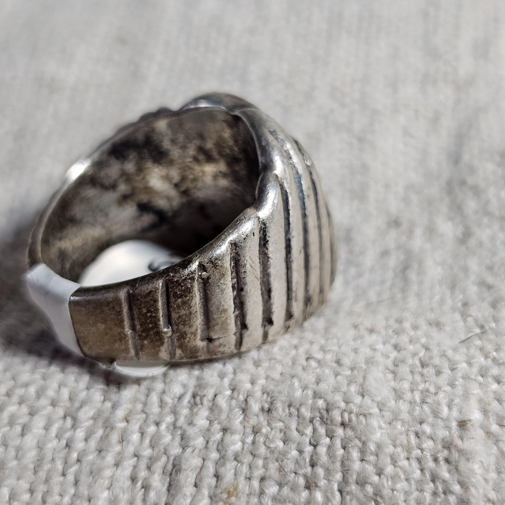 Bearpaw Vintage Native Cast SilverTurquoise Ring Sterling Old Pawn Size 8 3/4 JR 618
