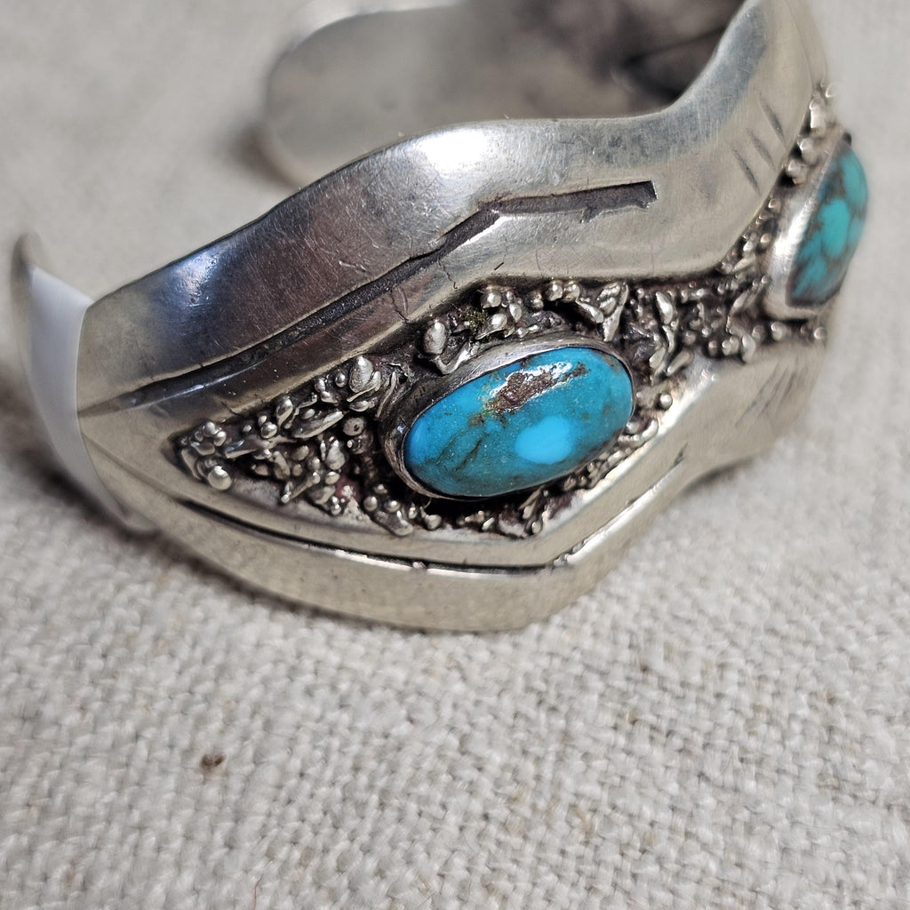 Bisbee Turquoise Vintage Cuff Bracelet, Native American Sterling Silver (6 3/4" wrist) JB 305