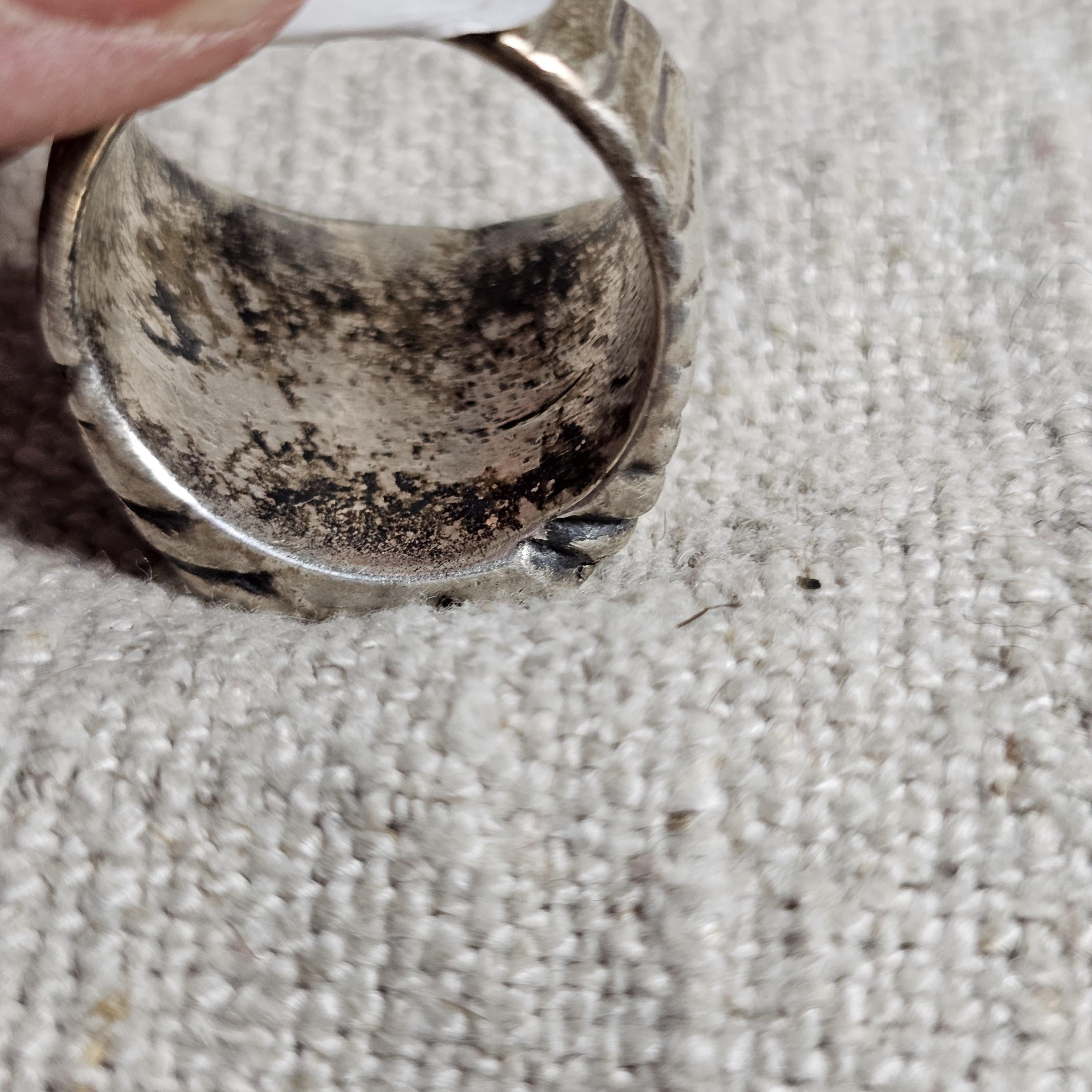Bearpaw Vintage Native Cast SilverTurquoise Ring Sterling Old Pawn Size 8 3/4 JR 618