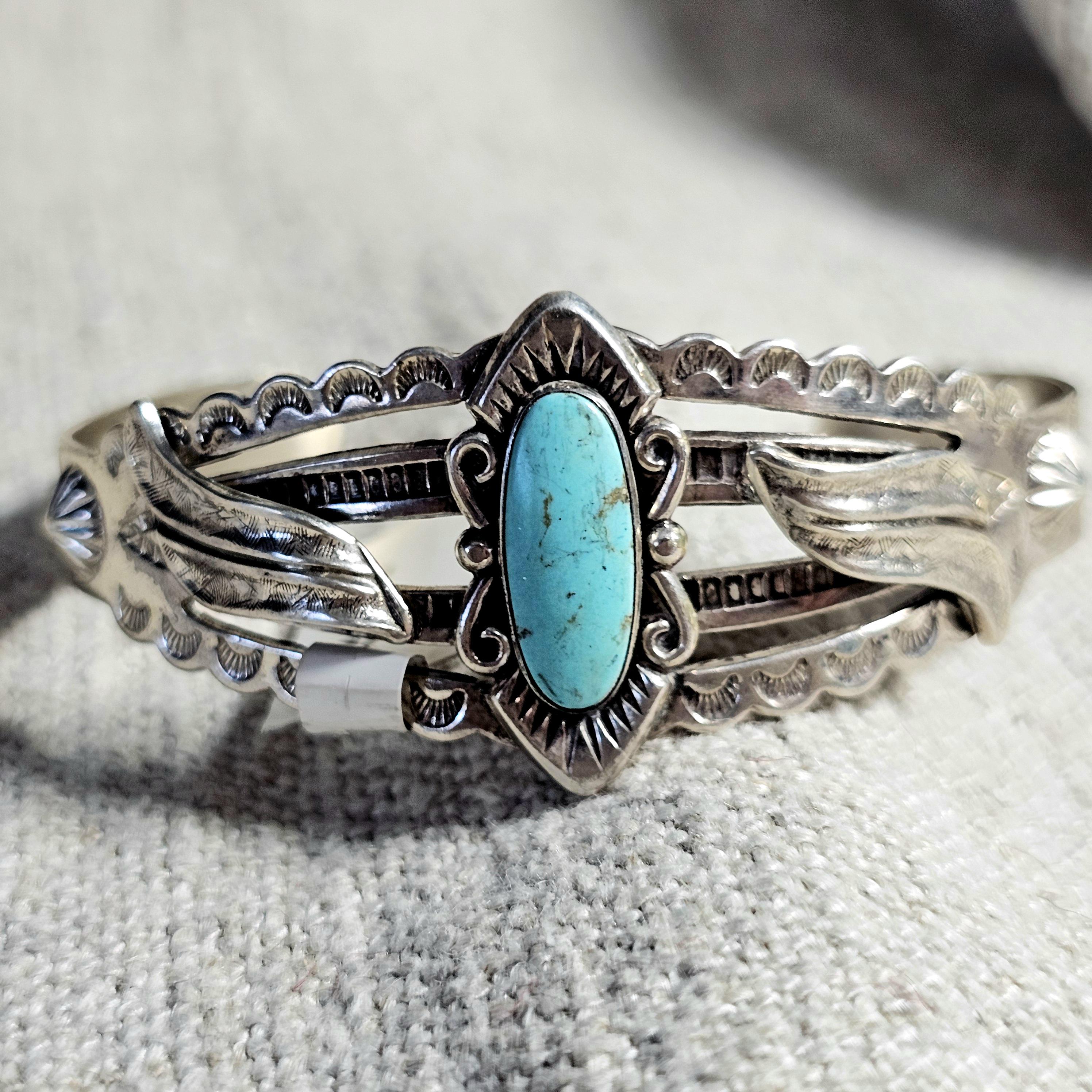 1940s Blue Turquoise Harvey Era Native Sterling Old Pawn cufffits 6 1/2" wrist. JB 243