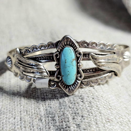 1940s Blue Turquoise Harvey Era Native Sterling Old Pawn cufffits 6 1/2" wrist. JB 243