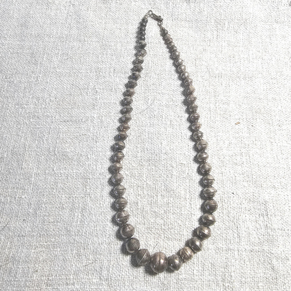 1950s 16"  Vintage Navajo Pearls Graduated Necklace Old Pawn Sterling. JN 815