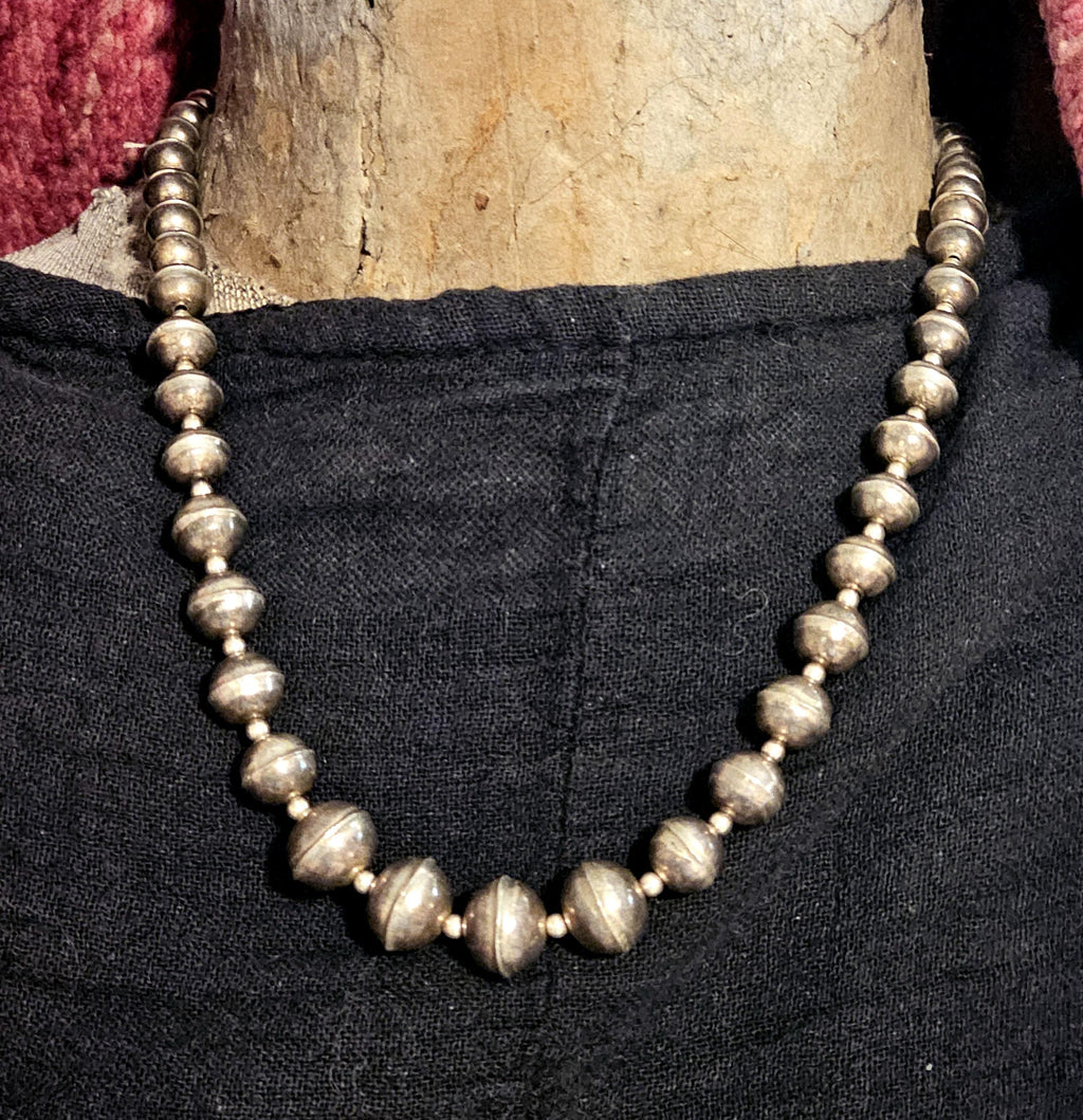 20" Interesting Strand of Graduated Vintage Navajo Pearls Old Pawn Sterling. JN 817