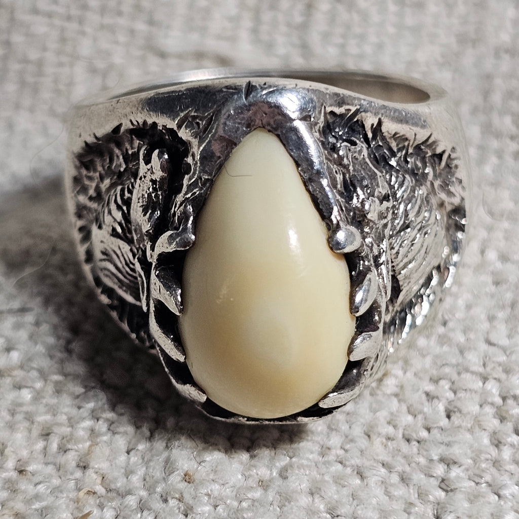 Elk Tooth Silver & Gold Ring Vintage Ring Size 9 1/2 Old Pawn JR 725