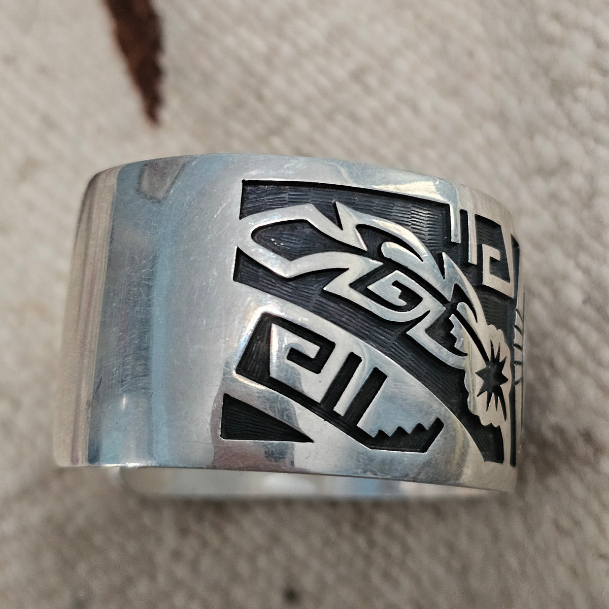 Mark Tawahongva Hopi Thunderbird Silver Native Cuff Bracelet Old Pawn. 7" wrist. JB 324