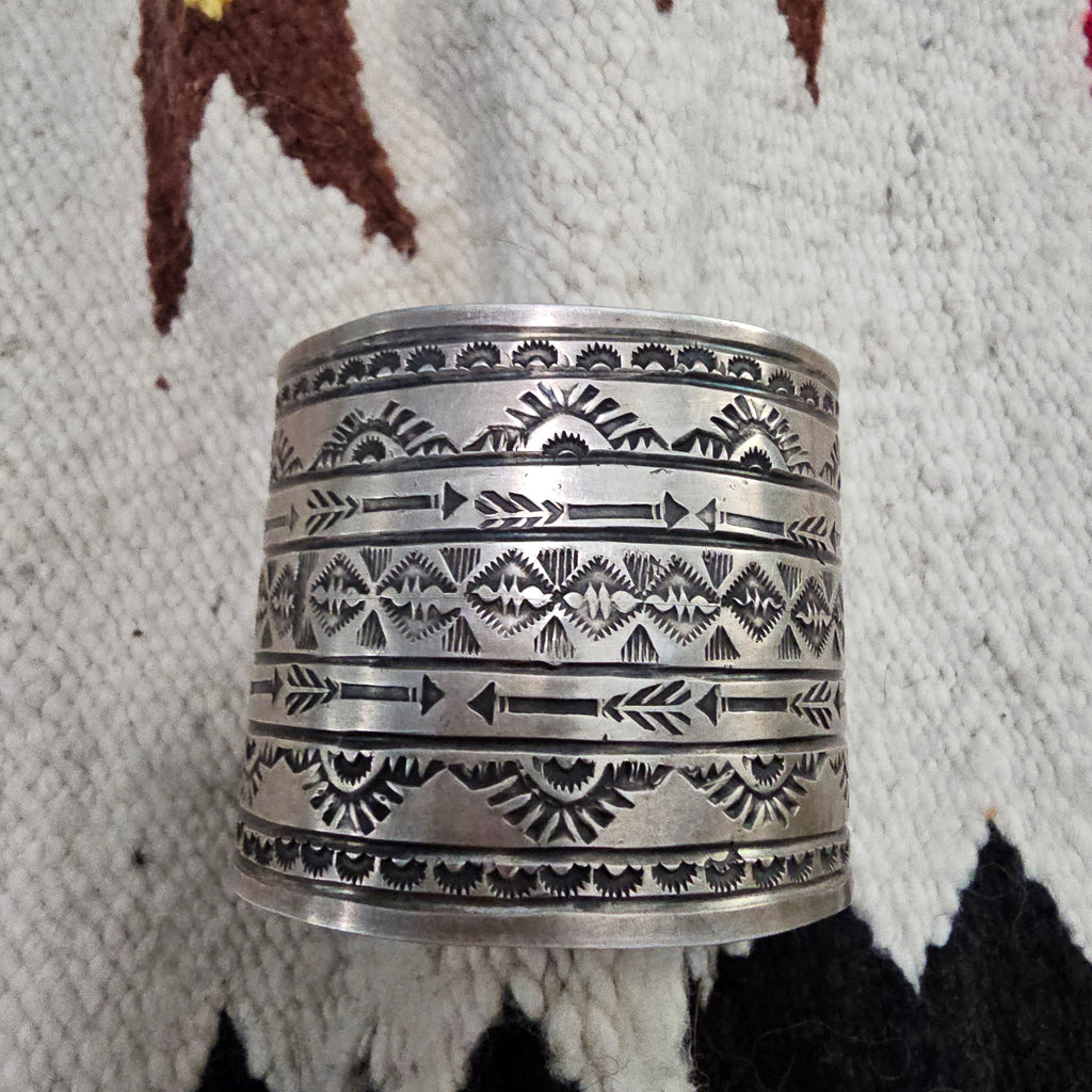 Tawney Willie Silver Native Cuff Bracelet Old Pawn. 7" wrist. JB 355