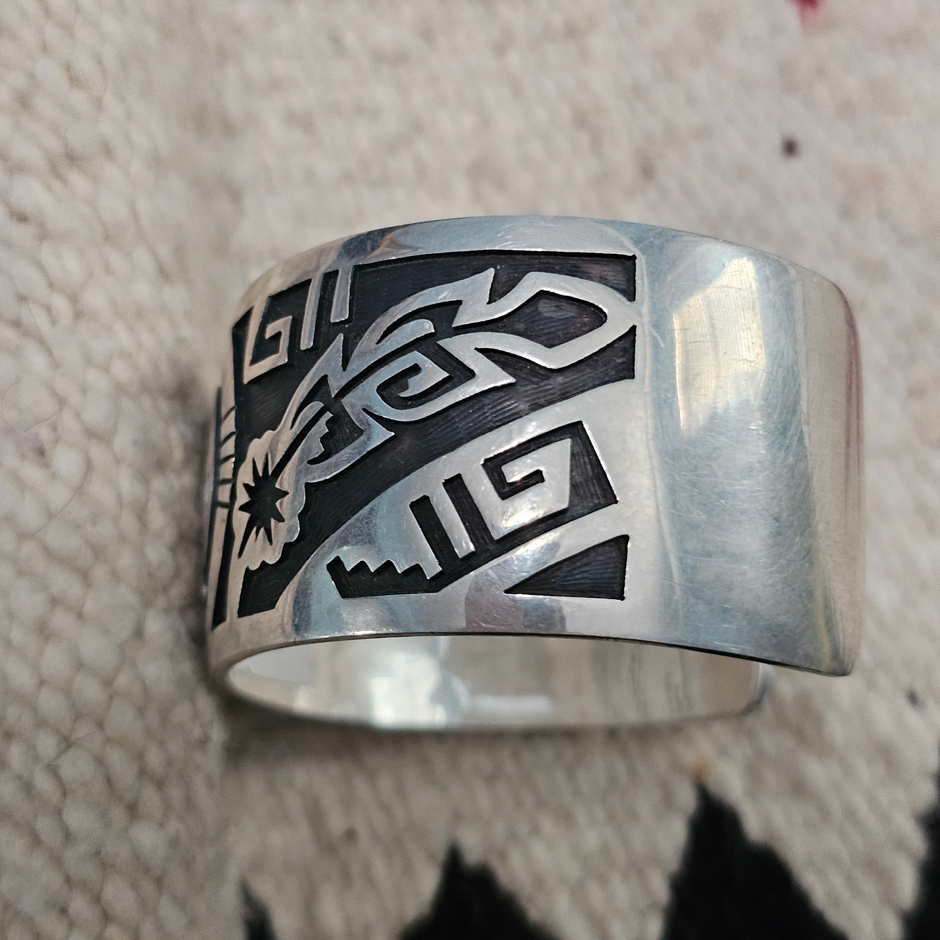 Mark Tawahongva Hopi Thunderbird Silver Native Cuff Bracelet Old Pawn. 7" wrist. JB 324