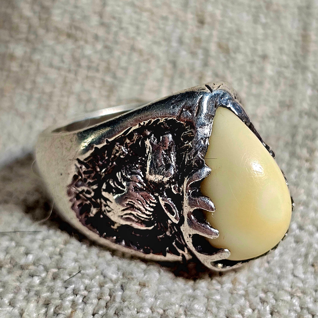 Elk Tooth Silver & Gold Ring Vintage Ring Size 9 1/2 Old Pawn JR 725